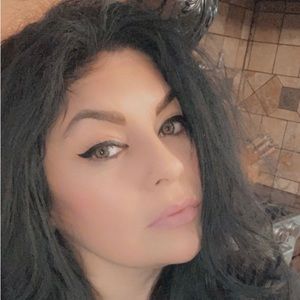 Meet your Posher, Freda